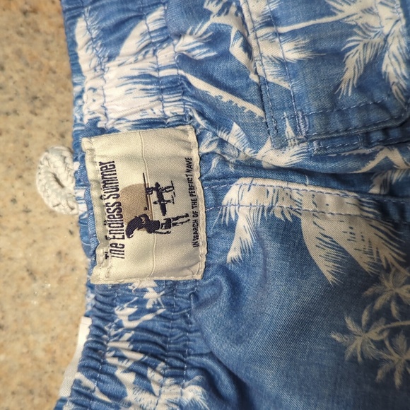 Super Soft Tropical Bathingsuit Shorts Trunks - Picture 6 of 6